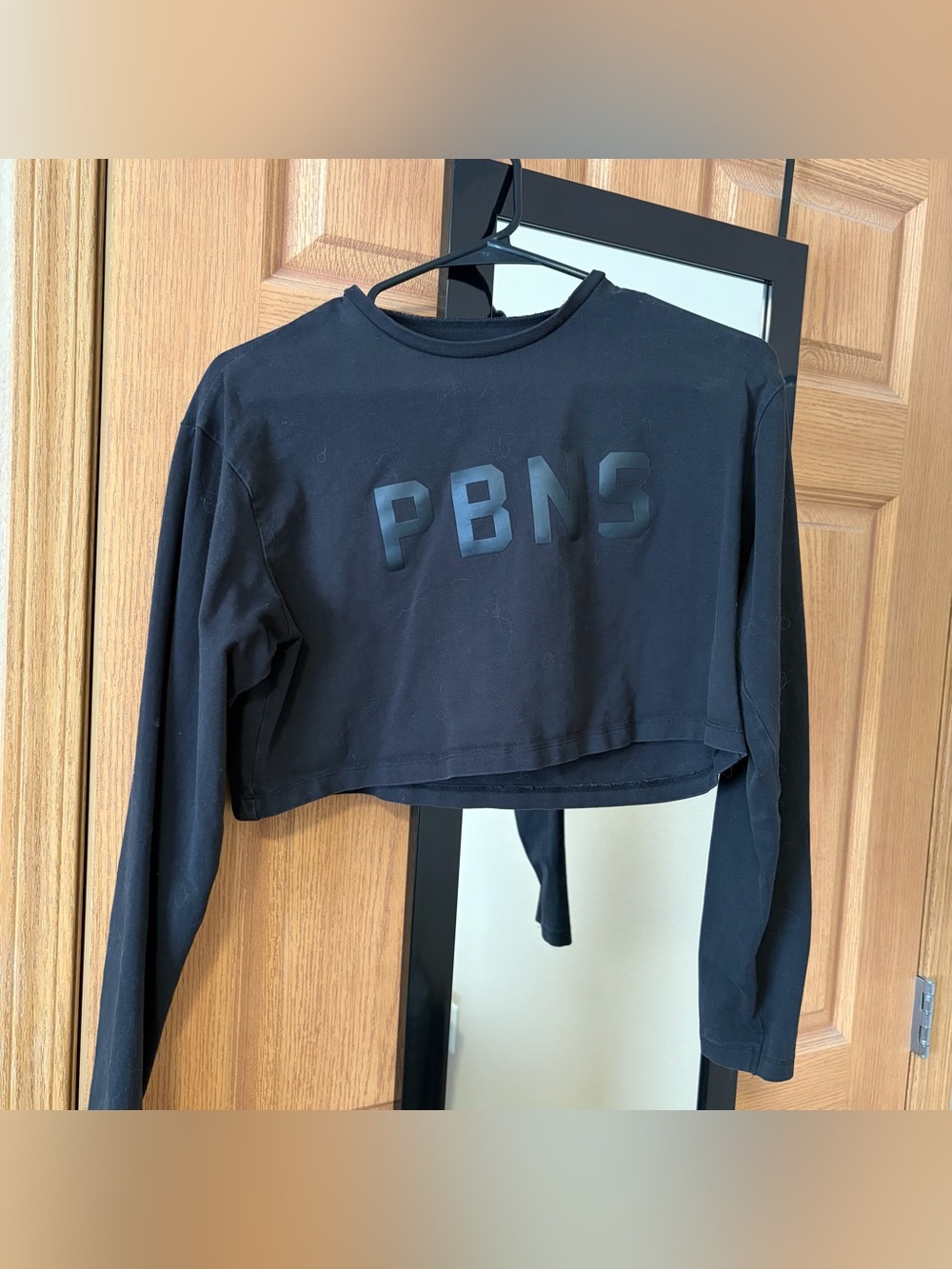 Alphalete Black Cropped Long-Sleeve PBNS Top